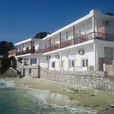 Petalides Apartament Páros