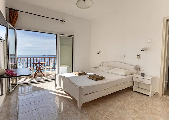 Apartment Petalides *